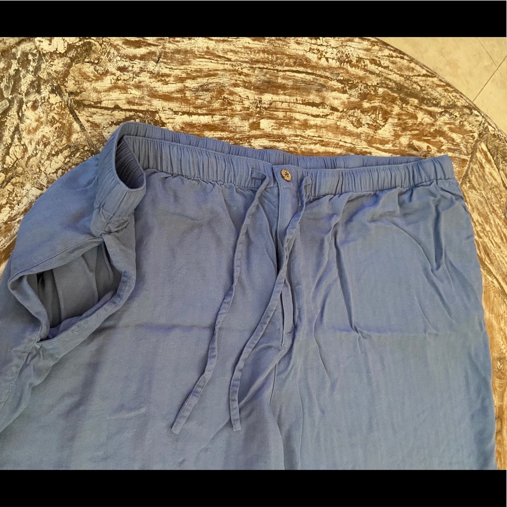 Capri Pants ~ White Stag ~ Plus 26W